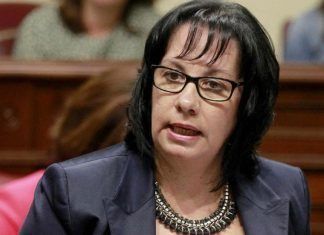 Más fruta y verdura para los escolares de Canarias