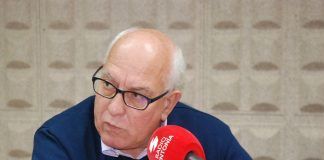 Pedro Amador reclama en el pleno de La Oliva que se avance en los trámites para la construcción de un nuevo Centro de Salud en Corralejo