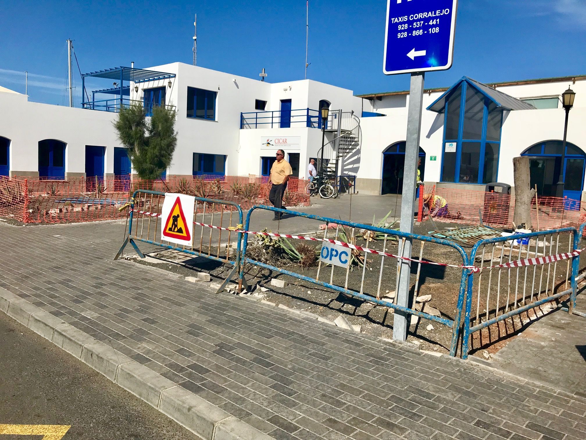 Metro Sencillez Preceder Puertos Canarios acondiciona la explanada exterior de la estación marítima  del puerto de Corralejo - Radio Sintonía