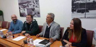 Los concejales del grupo mixto piden la creación de una Comisión Especial de Funcionamiento de la Piscina Municipal