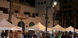 Feria del Saldo en la peatonal de Puerto del Rosario