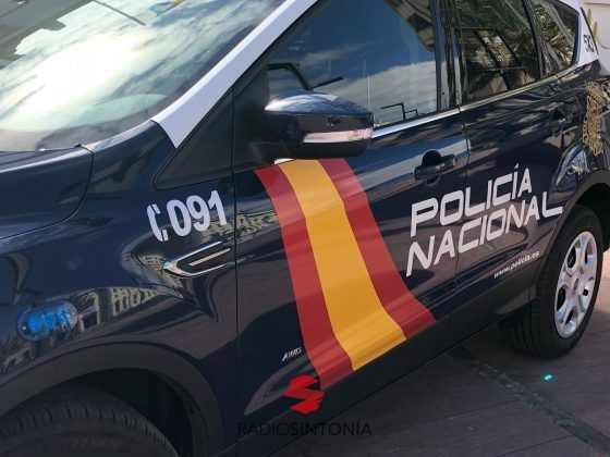 La Policía Nacional detiene un hombre por los delitos de La Policía Nacional detiene un hombre por los delitos de