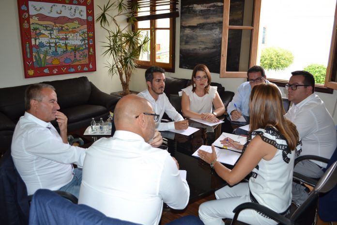 El Cabildo prepara la convocatoria de subvenciones para fomentar la contratación de desempleados en Fuerteventura