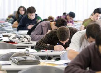 becas fuera de la isla