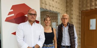 Pedro Amador, candidato a la alcaldía del municipio de La Oliva, José Manuel Moray y Valery León integrantes de la lista de En Marcha