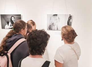 46 estudiantes de grado superior, medio y formación básica han sido reconocidos por sus logros académicos en Fuerteventura Escolares de Fuerteventura en exposición en la Casa de la Cultura de Puerto del Rosario
