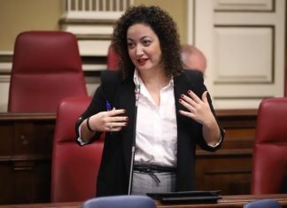 Jana González, diputada por Fuerteventura