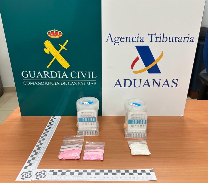 La Guardia Civil detiene a una pasajera con droga en el interior de su organismo en el aeropuerto de Fuerteventura