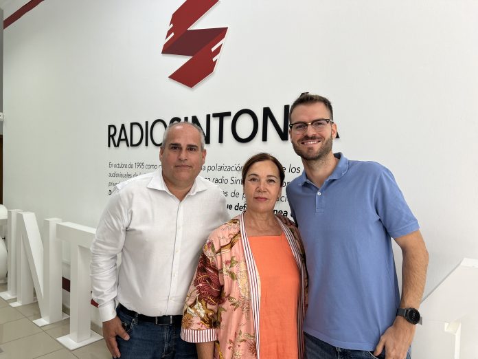Samuel Hernández, oncólogo :'La humanización se ha extendido por la Unidad Oncológica de Fuerteventura'