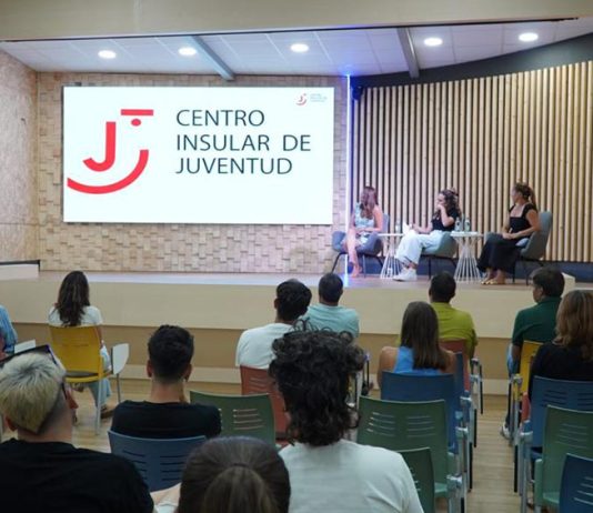 Actividad en el Centro Insular de Juventud (archivo)