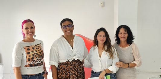 En "Lo Bello que es Vivir" hablamos sobre la presión estética y su impacto en nuestra salud mental