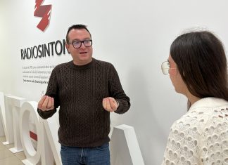 Adargoma Hernández y Pilar Morcillo