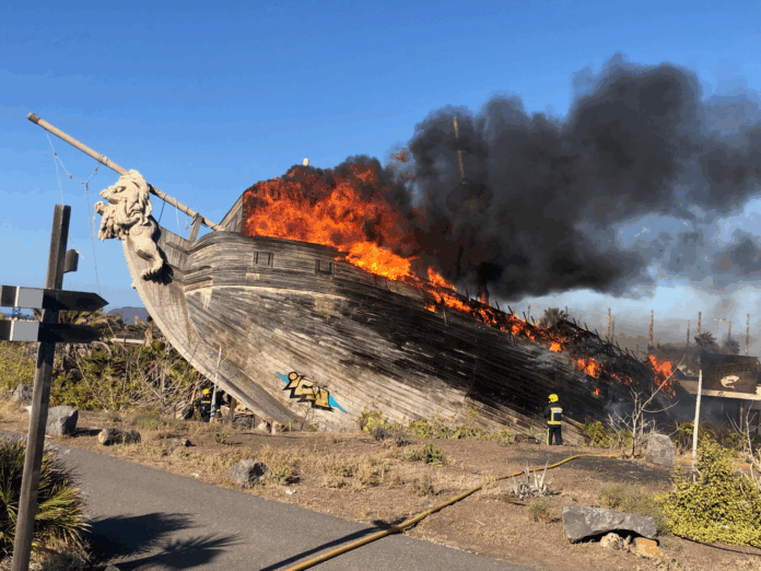 Incendio en el Baku de Corralejo.Foto de archivo