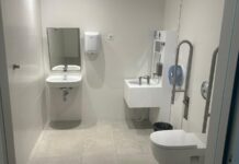 El Hospital General de Fuerteventura adapta un baño para personas ostomizadas El Hospital General de Fuerteventura adapta un baño para personas ostomizadas-Servicio Canario de Salud