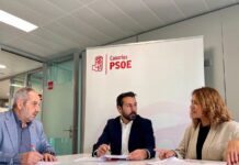 Los trabajadores de la Dirección Insular de Educación en Fuerteventura quedan “olvidados” en un sótano, según denuncia el PSC