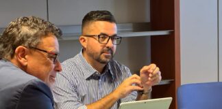 Onán Cruz, director general de Ordenación del Territorio junto al consejero de Política Territorial, Manuel Miranda