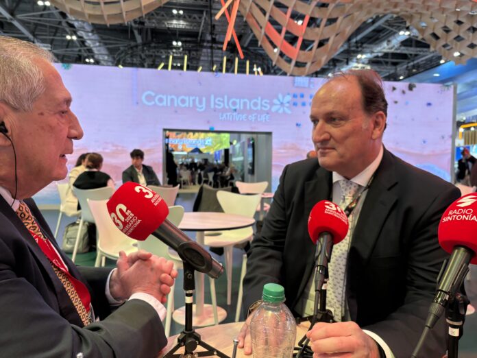 Santiago Travieso y Ricardo de la Puente Armas en la WTM de Londres Santiago Travieso y Ricardo de la Puente Armas en la WTM de Londres