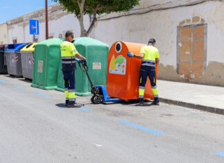 Contenedores en Puerto del Rosario-Radio Sintonía