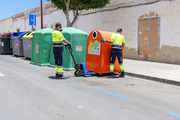 Contenedores en Puerto del Rosario-Radio Sintonía