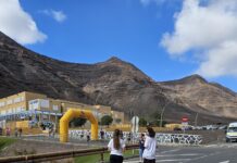 Decenas de escolares participan en la XII Carrera Solidaria del IES Jandía