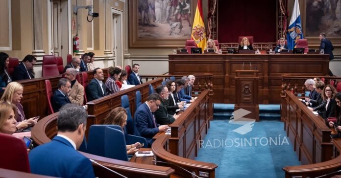 Parlamento de Canarias-Radio Sintonía(archivo)