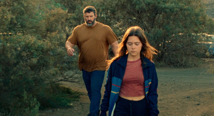 Fotograma de ´La Lucha´, aparecen Tomasín Padrón y Yazmina Estupiñán | El Viaje Films Fotograma de ´La Lucha´, aparecen Tomasín Padrón y Yazmina Estupiñán | El Viaje Films