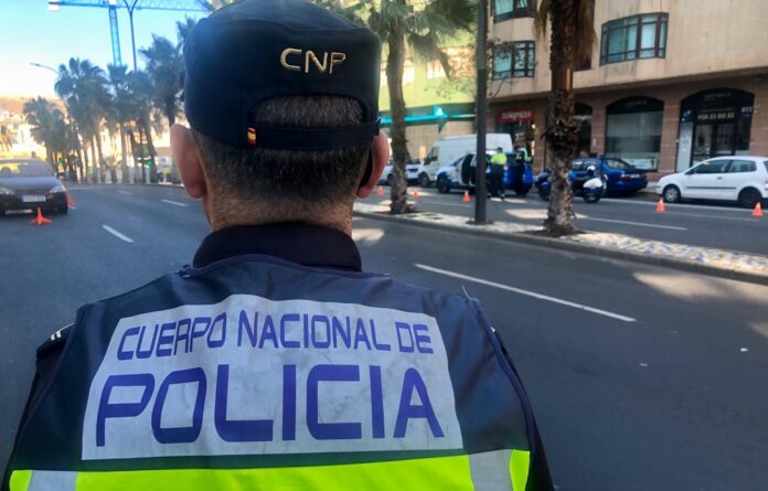 Agente de la Policía Nacional-Radio Sintonía Agente de la Policía Nacional-Radio Sintonía