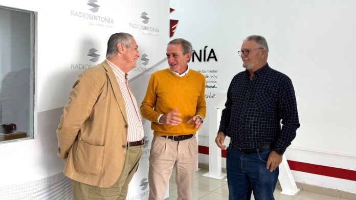 Santiago Travieso, Héctor Mateo Castañeyra y Tero Brito-Radio Sintonía