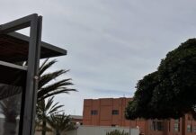 Remitido/Repetición de la historia: la burocracia y la lentitud judicial precintan de nuevo un negocio de Grupo VIP Fuerteventura, con 8 familias afectadas y riesgo de quiebra Repetición de la historia: la burocracia y la lentitud judicial precintan de nuevo un negocio de Grupo VIP Fuerteventura, con 8 familias afectadas y riesgo de quiebra