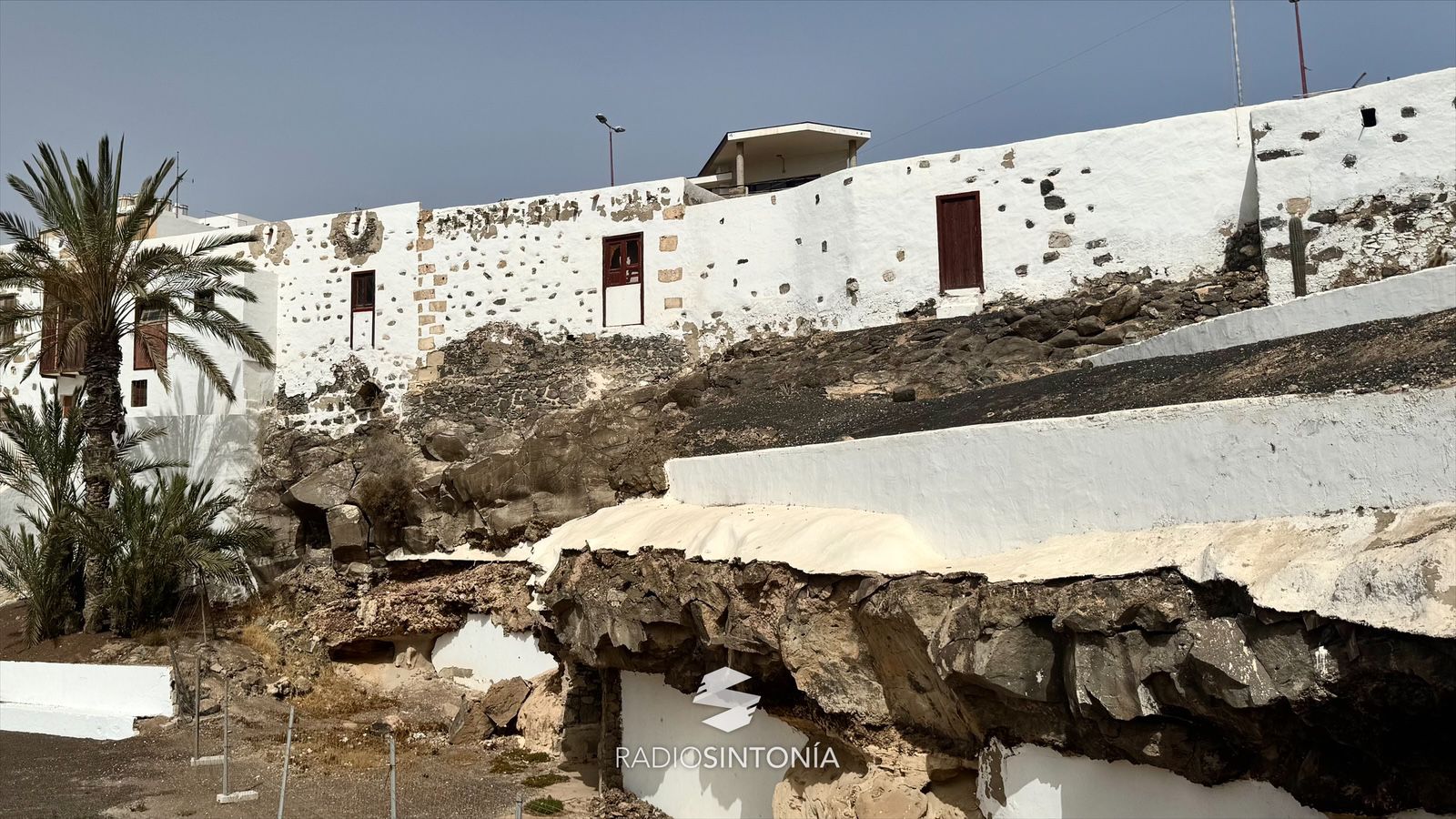 Reports from the Autonomous Government and the Cabildo support the inclusion of La Cornisa in the Municipal Protection Catalogue, according to the Puerto del Rosario Town Hall.