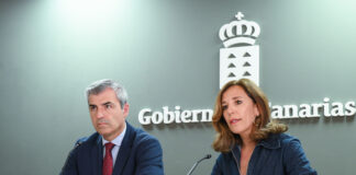 Manuel Domínguez, vicepresidente del Gobierno de Canarias y Jessica de León, consejera de Turismo y Empleo